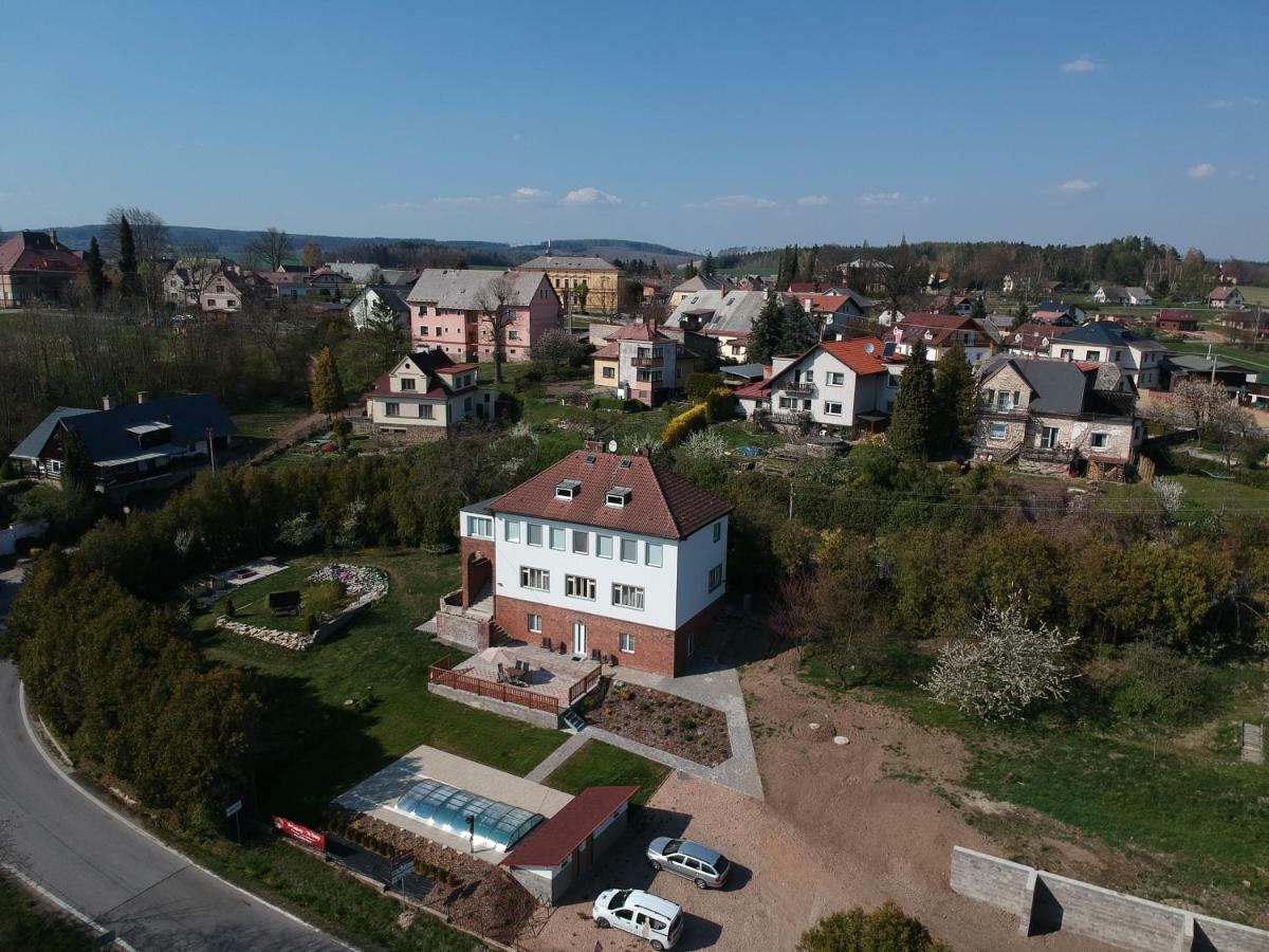 Vila Hořičky 外观 照片